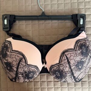 Maidenform Black Lace Accent Pink Bra